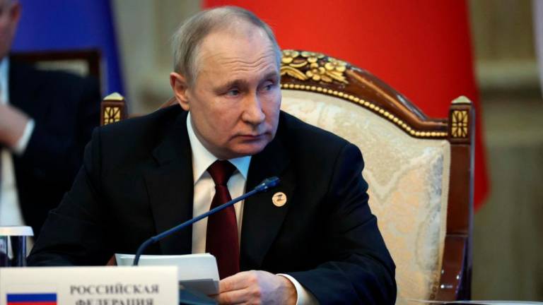 Ruski predsednik Putin odredil 36-urno prekinitev ognja v Ukrajini