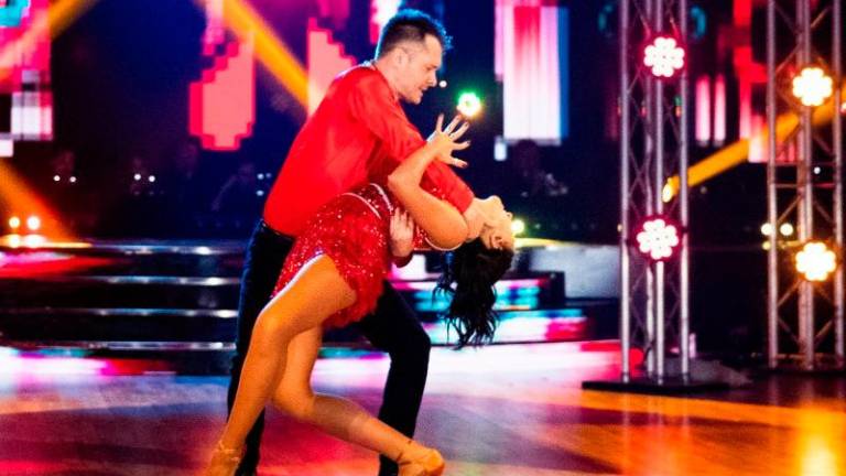 Sovodenjka Nika Bagon prvič zaplesala med zvezdami