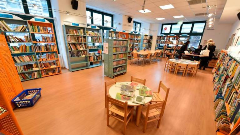 Malčke do tretjega leta starosti približujejo svetu knjig in glasbe