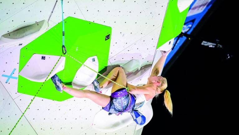 Dvojna slovenska zmaga na svetovnem prvenstvu v športnem plezanju