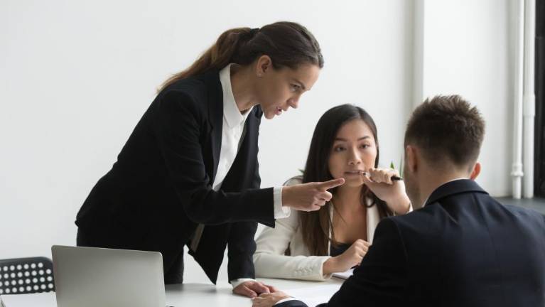 Ženske prej prijavijo mobing kot moški