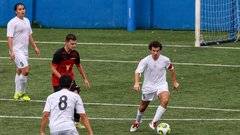 Veliko golov in dva poraza