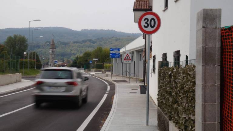 Voziti bo treba počasneje