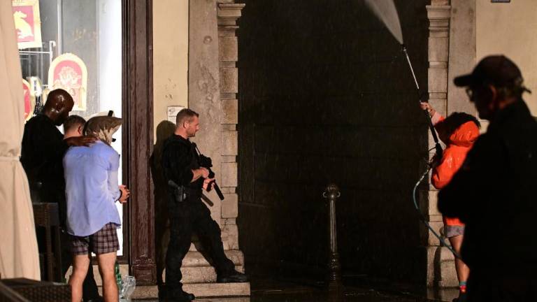 Na Borznem trgu štirje igralci Netflixove produkcije