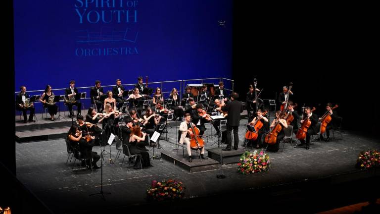 Orkester ESYO še naprej širi vrednote prijateljstva (video)