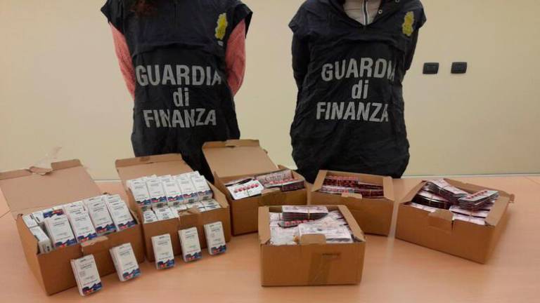 Zasegli več kot 10.000 vrečk lažne viagre