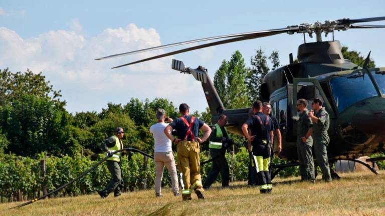 Požar na Trstelju popolnoma pod nadzorom