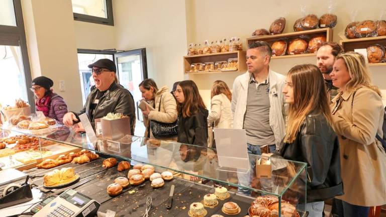 Prvi so pošli rogljički ...