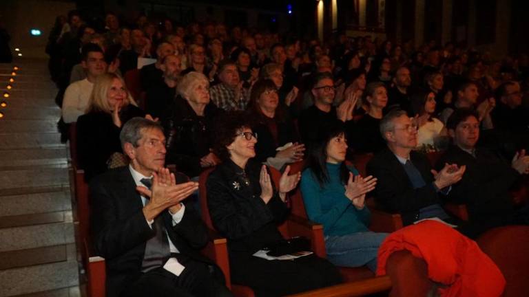 Mladi naj nosijo v svet sporočilo miru