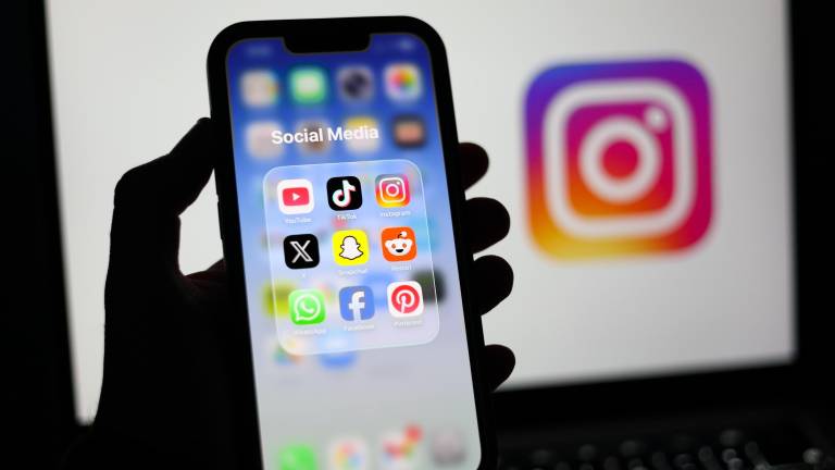 Goljuf je žrtev v Sežani kontaktiral prek družbenih omrežil in jo prepričal, naj mu nakaže denar