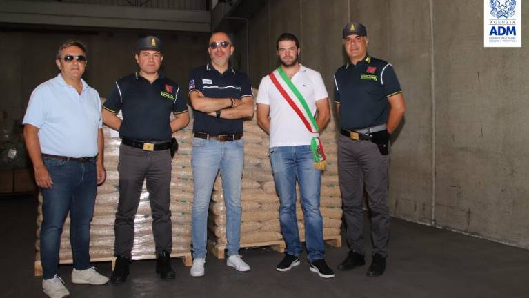 Zasežene pelete so podarili