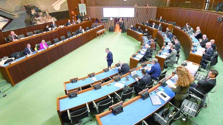 Deželni svet je potrdil vrnitev pokrajin