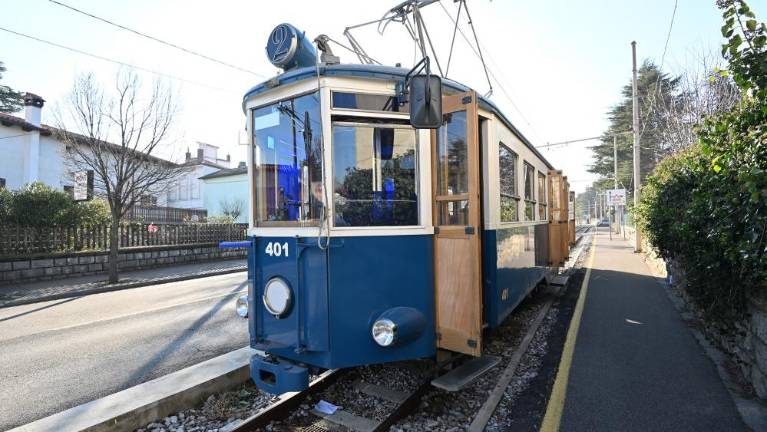 Openski tramvaj začasno odpovedal