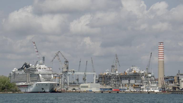 V ladjedelnici v Tržiču se je smrtno ponesrečil mlad delavec