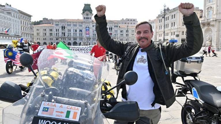 Z motorjem od Kuala Lumpurja do Trsta