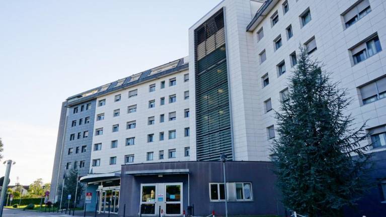 Ukinitev kardiološke intenzivne nege v Gorici za zdaj zamrznjena