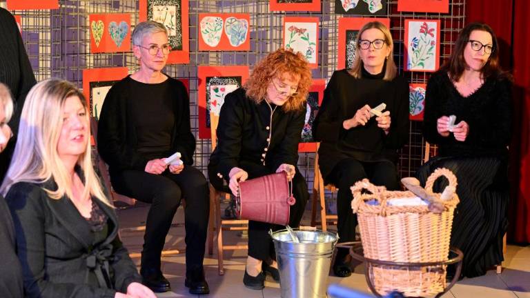 V Barkovljah so se poklonili Kosovelu