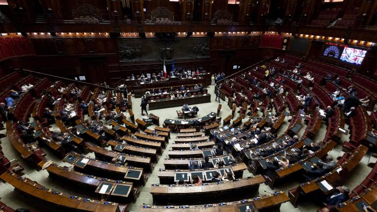 Poslanska zbornica potrdila predlog volilnega zakona