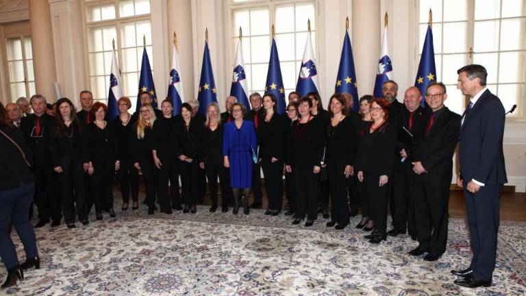 Visoki odlikovanji za Tamaro Blažina in Alojza Debelisa