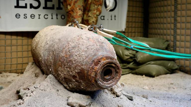 V tržaškem pristanišču dezaktivirali bombo