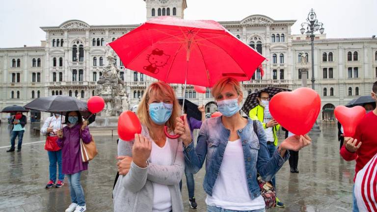 Medicinske sestre in zdravstveni tehniki zahtevajo več pravic