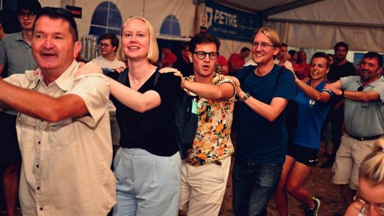 Na Koroškem med manjšinskimi brati