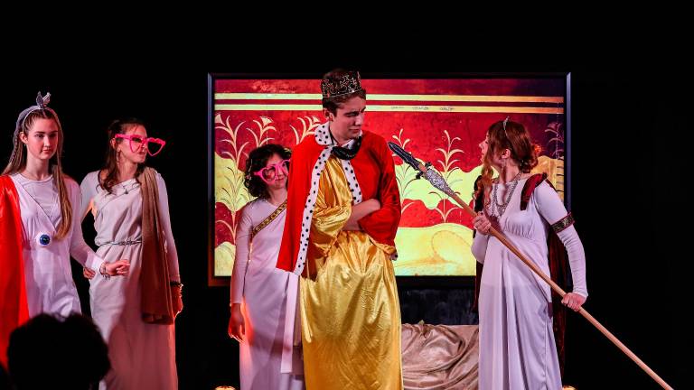 Goste popeljali v antični svet