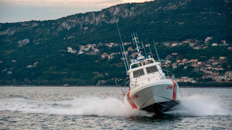 Reševali plovilo tik slovensko-italijanske morske meje