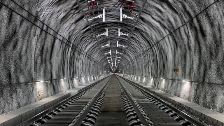 Po osmih mesecih tržaški tovorni promet spet potuje pod Turami