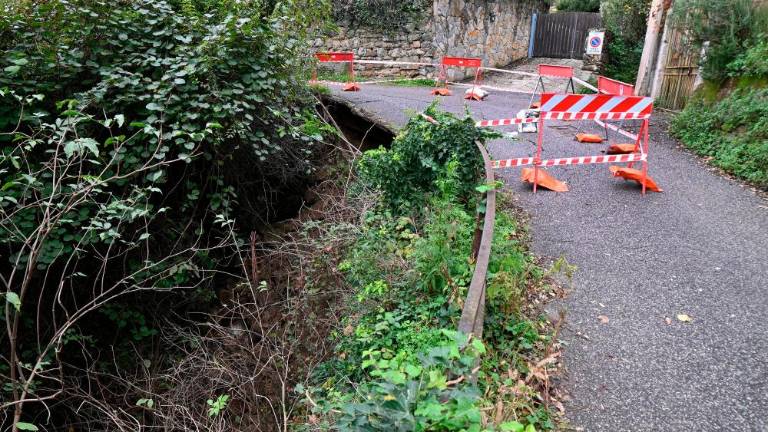 Ulica Sottomonte pri Piščancih spet prevozna