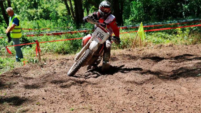 Svoj motor že popeljal na zmagovalni oder