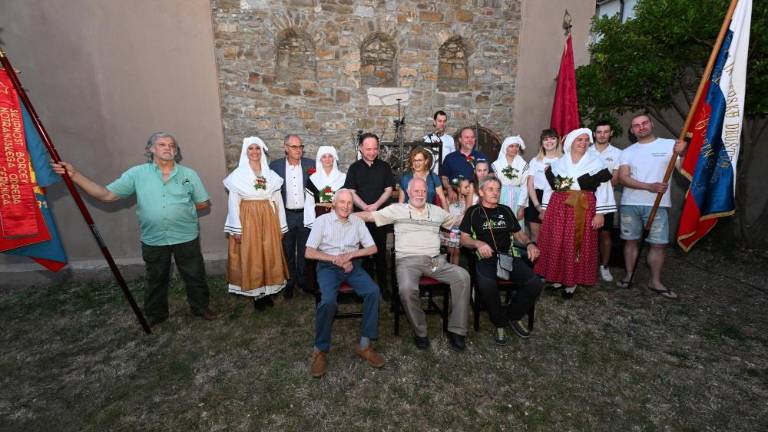 Poklonili so se prednikom v Bl'uncu (video)