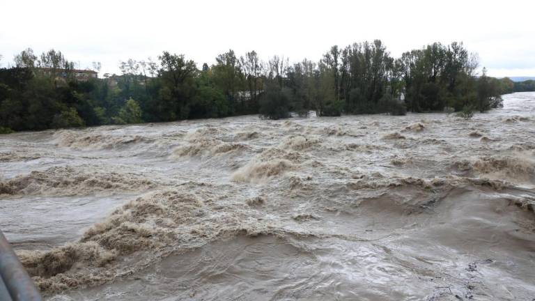 Poplavni val reke Soče naj bi že dosegel vrhunec
