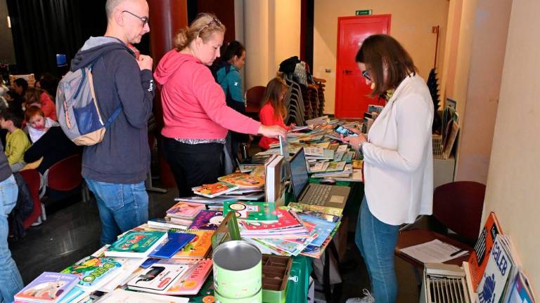 Pravljicam posvetili cel dan