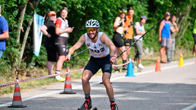Začetek sezone na tekaških rolkah v režiji AŠD Mladina