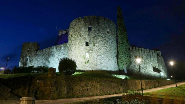 Mestni spomeniki v temi