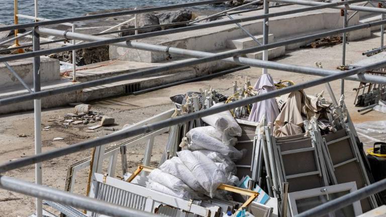 Obeta se zapletena poletna sezona