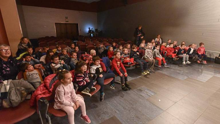 Otroke je obiskal Miklavž