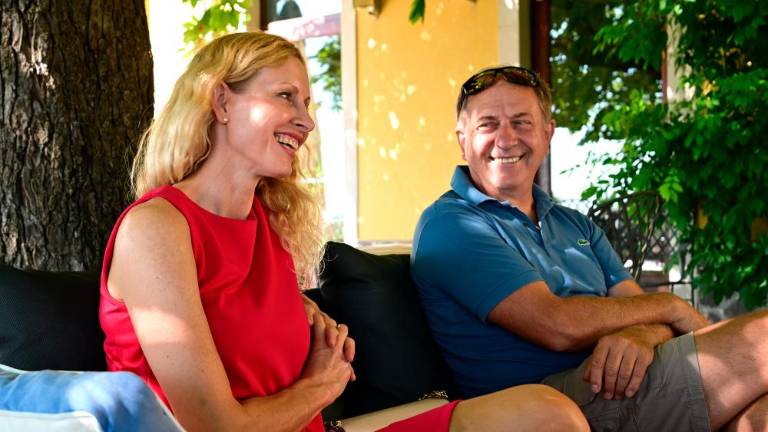 Razpeta med Trstom, Ljubljano in Portorožem