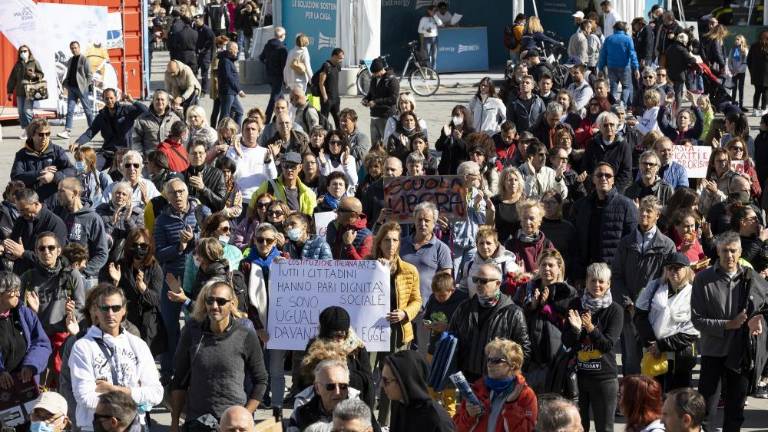 Od sobote dalje omejitve protestnikom