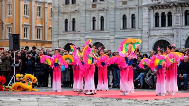 Spektakel za konec kitajskega novega leta