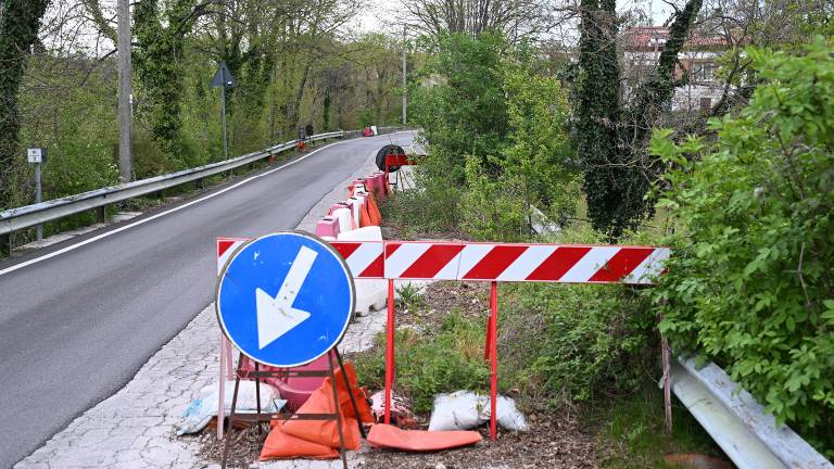 Z deli na cesti za Gropado bi lahko začeli spomladi prihodnje leto