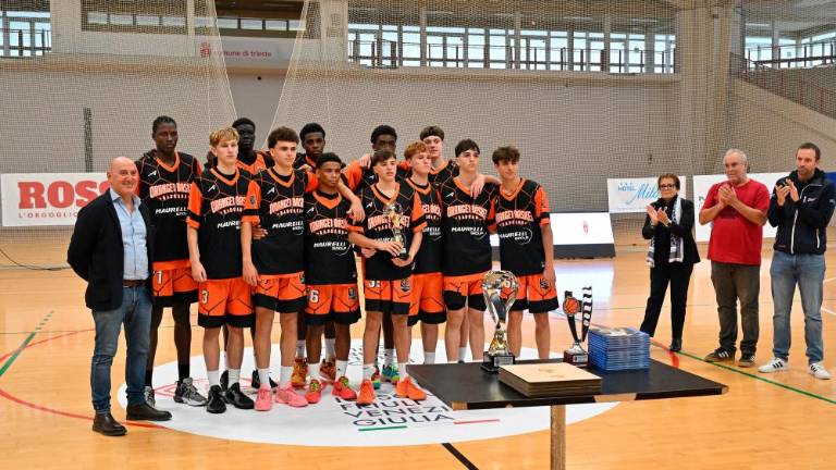 Četrta izvedba turnirja No Borders Euro Cup vsestransko uspela