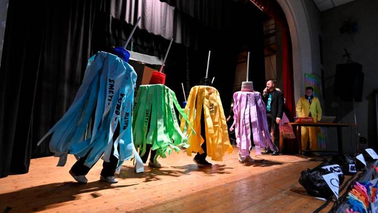 Pustni defile najmlajših na Opčinah