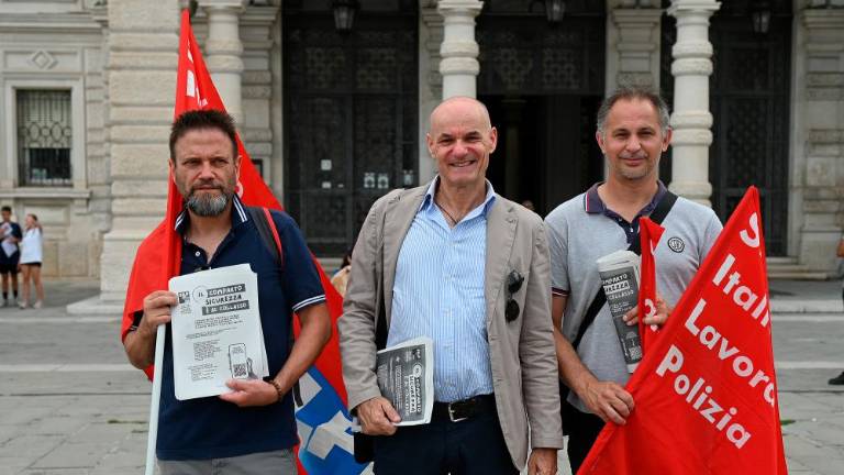 Policistov je premalo in so povečini starejši