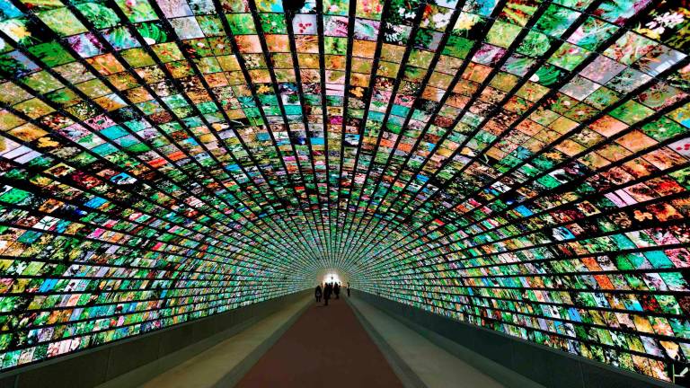 V digitalni galeriji Data Loading