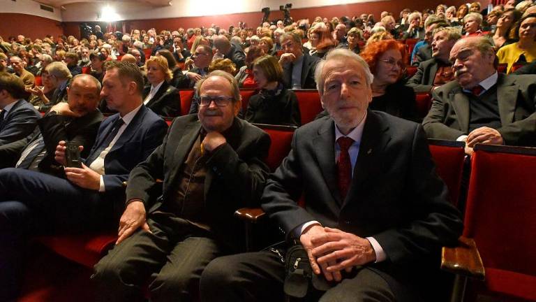 »Dokler veter ne menja svojega jezika«