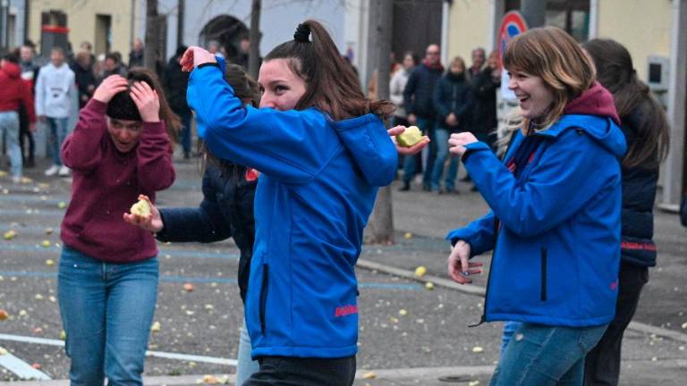 Starodavni običaj lučanja v Boljuncu