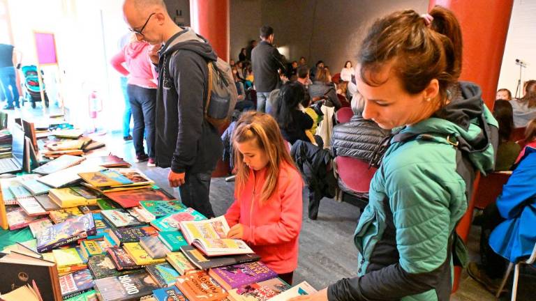 Pravljicam posvetili cel dan