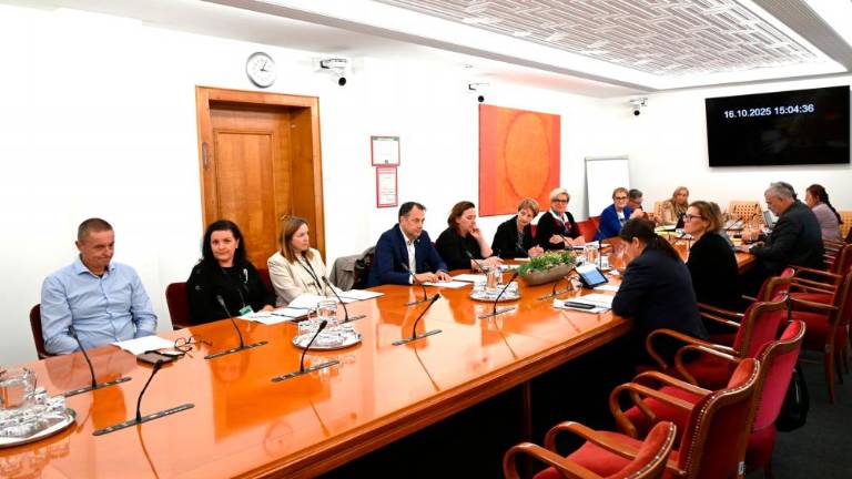 Komisija za Slovence po svetu se je seznanila s povečanjem sredstev